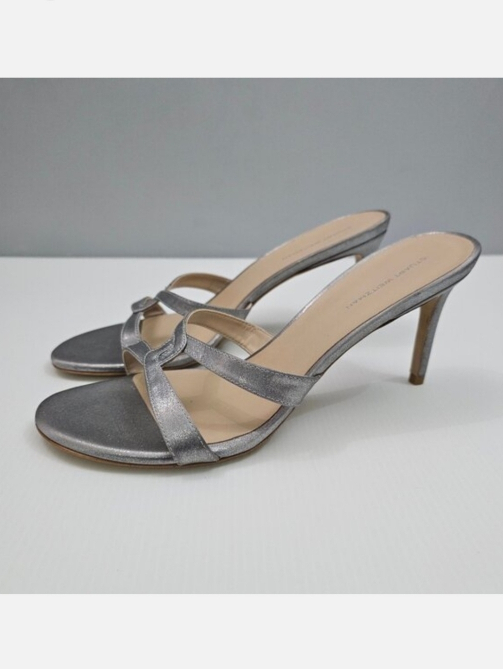 Stuart Weitzman Soiree Sleek 75 Sandal Womens 9 Satin Silver Strappy Heel Glam